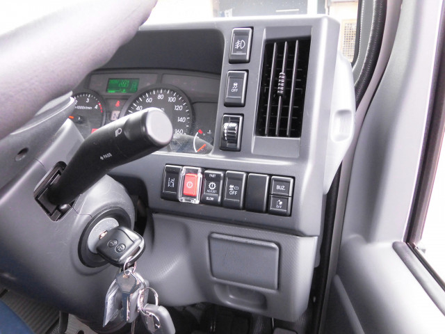 いすゞ エルフ 小型 平ボディ 2RG-NJS88A(101327) 29枚目