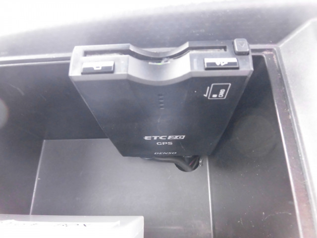 いすゞ エルフ 小型 平ボディ 2RG-NJS88A(101327) 31枚目