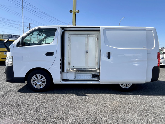 日産自動車 キャラバン 小型 冷蔵冷凍バン CBF-VR2E26(101330) 4枚目