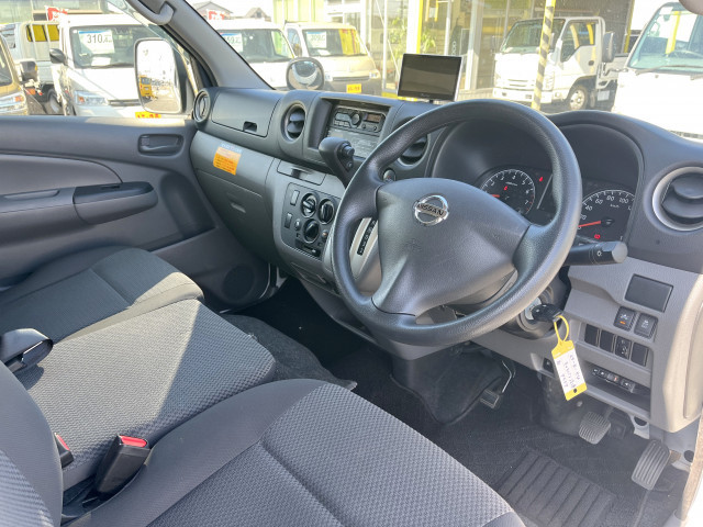 日産自動車 キャラバン 小型 冷蔵冷凍バン CBF-VR2E26(101330) 19枚目