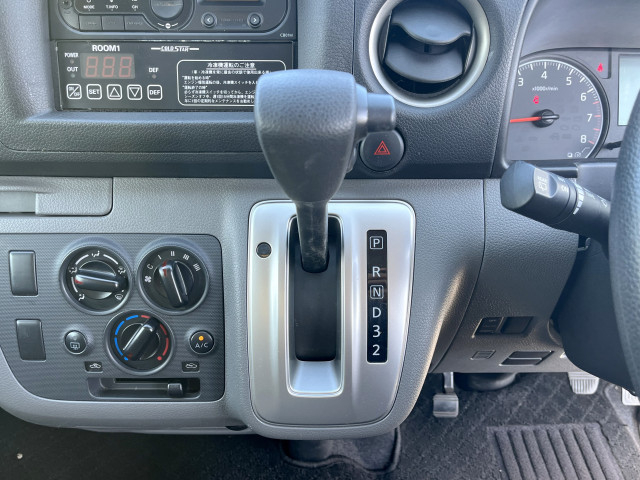 日産自動車 キャラバン 小型 冷蔵冷凍バン CBF-VR2E26(101330) 23枚目