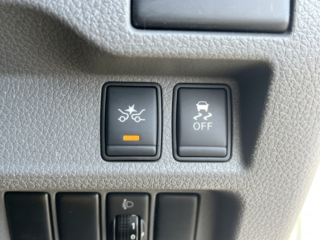 日産自動車 キャラバン 小型 冷蔵冷凍バン CBF-VR2E26(101330) 30枚目