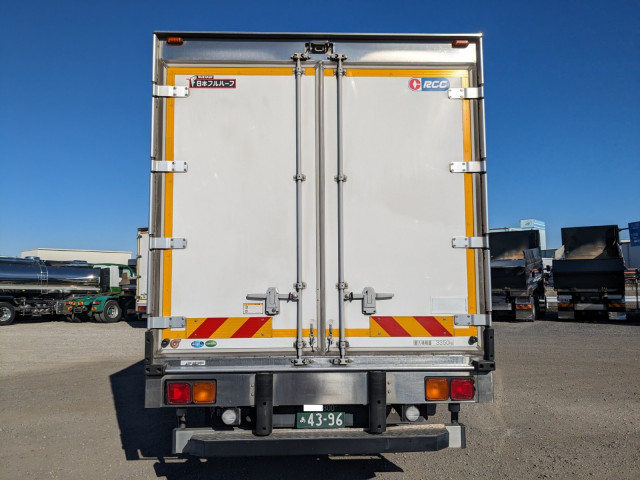 いすゞ フォワード 中型 冷蔵冷凍バン 2PG-FRR90S2(101331) 6枚目