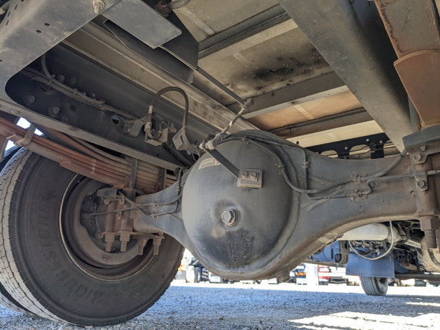 いすゞ フォワード 中型 冷蔵冷凍バン 2PG-FRR90S2(101331) 31枚目