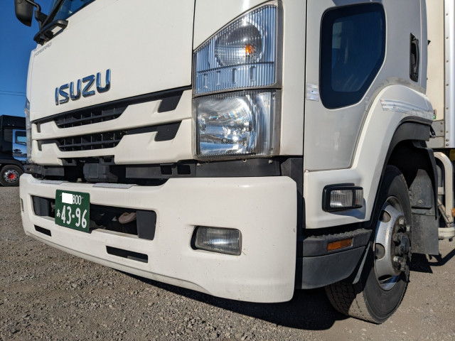 いすゞ フォワード 中型 冷蔵冷凍バン 2PG-FRR90S2(101331) 44枚目