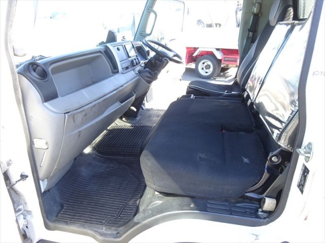 三菱ふそう キャンター 小型 平ボディ 2PG-FEB50(101332) 30枚目