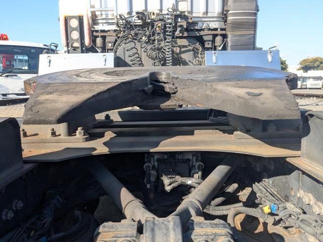 三菱ふそう スーパーグレート 大型 トラクタ 2RG-FP74HDR(101333) 10枚目