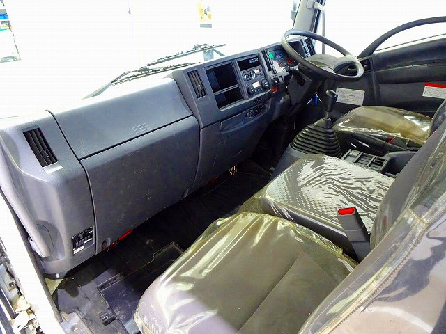 いすゞ フォワード 中型 平ボディ（クレーン付） 2RG-FRR90S2(101334) 7枚目