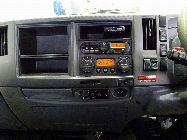 いすゞ フォワード 中型 平ボディ（クレーン付） 2RG-FRR90S2(101334) 11枚目