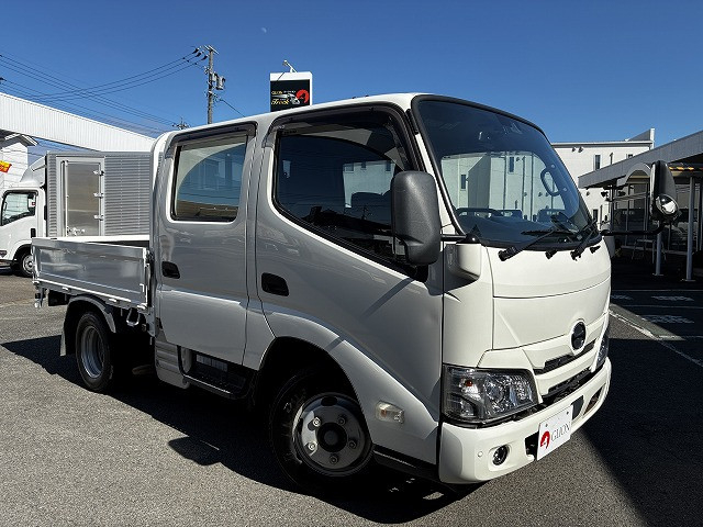 日野 デュトロ 小型 Wキャブ 2RG-XZU605M(101336) 3枚目