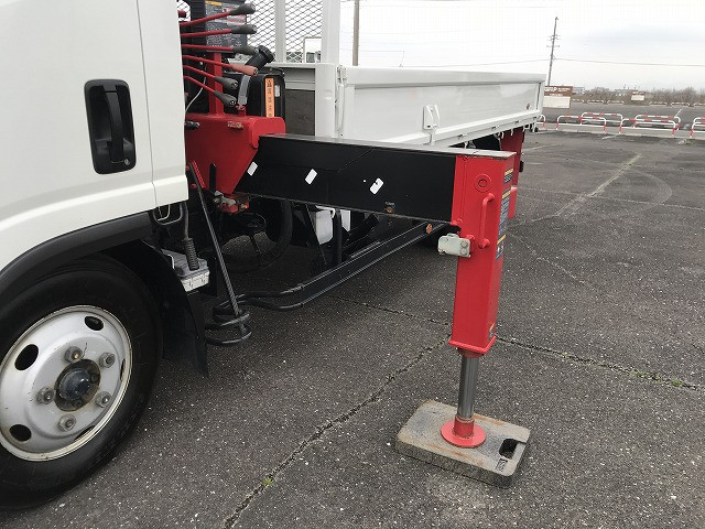 いすゞ エルフ 小型 平ボディ（クレーン付） 2RG-NMR88AR(101335) 21枚目