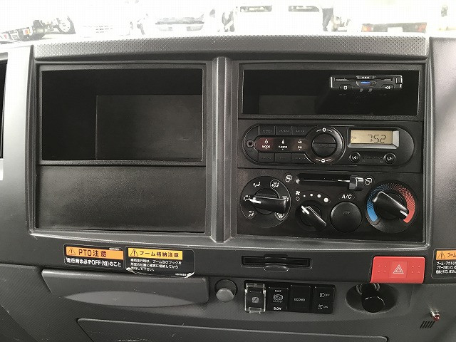 いすゞ エルフ 小型 平ボディ（クレーン付） 2RG-NMR88AR(101335) 34枚目