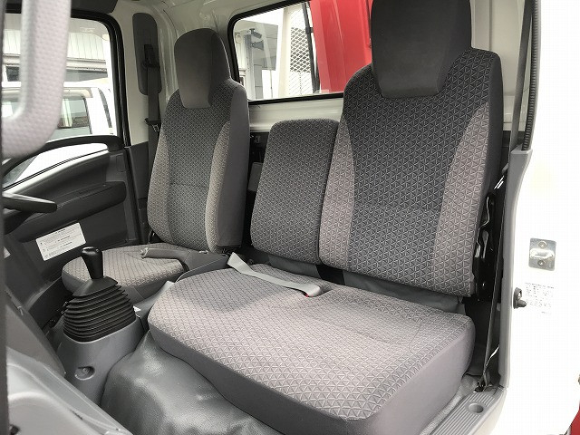 いすゞ エルフ 小型 平ボディ（クレーン付） 2RG-NMR88AR(101335) 40枚目