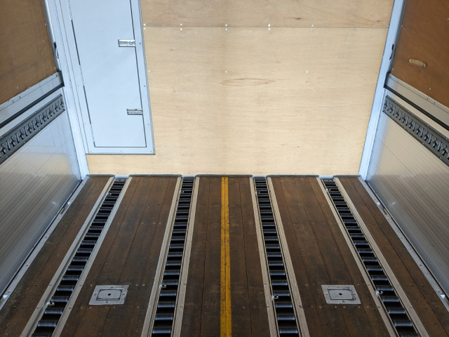 UDトラックス（日産） クオン 大型 ウィング 2PG-CG5CA(101337) 13枚目