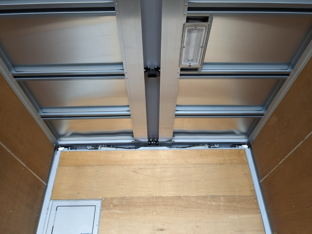 UDトラックス（日産） クオン 大型 ウィング 2PG-CG5CA(101337) 14枚目