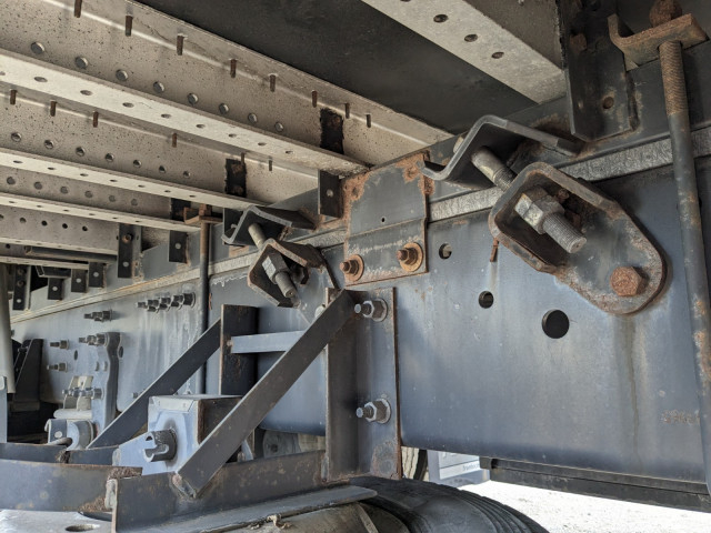 UDトラックス（日産） クオン 大型 ウィング 2PG-CG5CA(101337) 21枚目