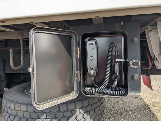 UDトラックス（日産） クオン 大型 ウィング 2PG-CG5CA(101337) 22枚目