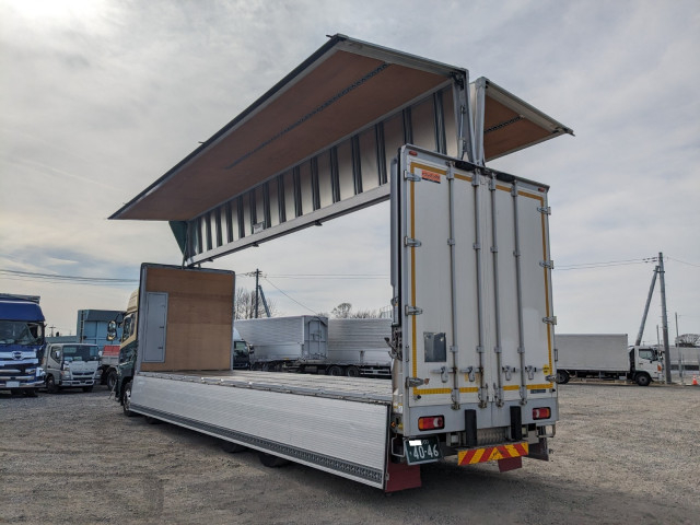 UDトラックス（日産） クオン 大型 ウィング 2PG-CG5CA(101337) 36枚目