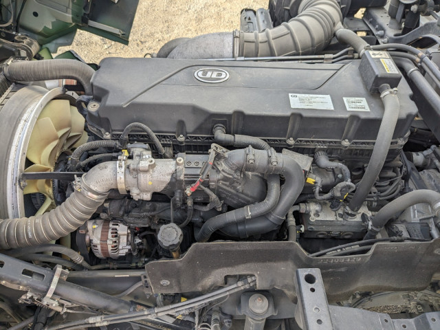 UDトラックス（日産） クオン 大型 ウィング 2PG-CG5CA(101337) 43枚目