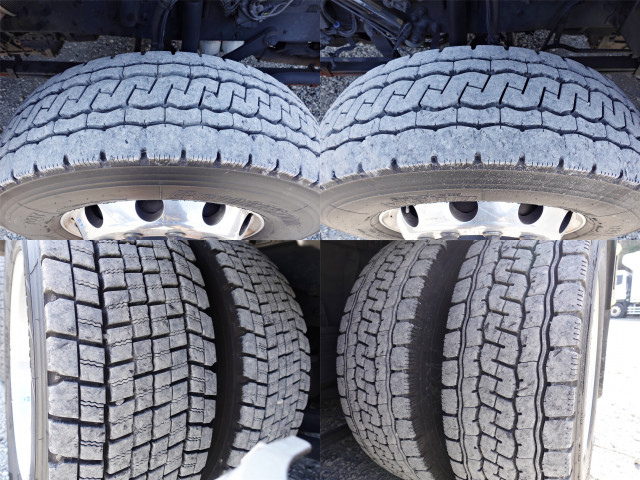 UDトラックス（日産） クオン 大型 冷蔵冷凍バン 2PG-CX5BA(101340) 18枚目