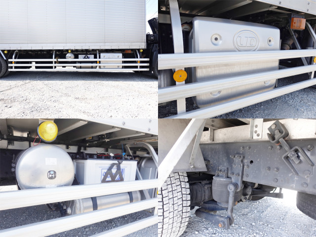 UDトラックス（日産） クオン 大型 冷蔵冷凍バン 2PG-CX5BA(101340) 21枚目