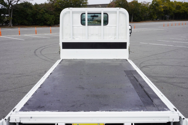 日野 デュトロ 小型 平ボディ TKG-XZC605m(101342) 5枚目
