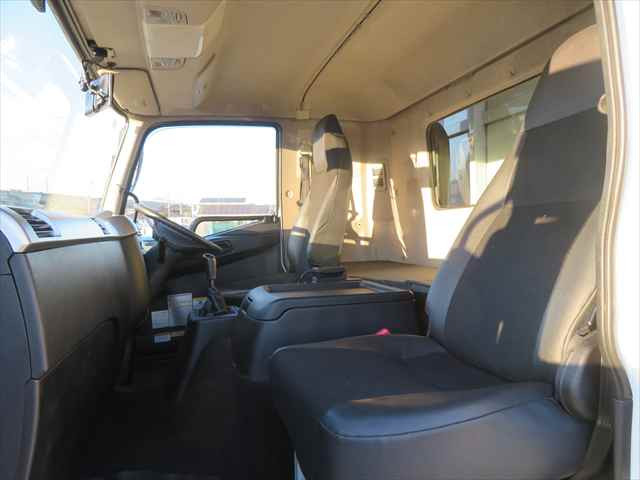 三菱ふそう ファイター 中型 ウィング 2PG-FK64N(101341) 35枚目