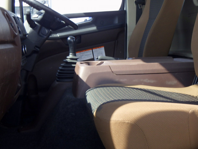 日野 レンジャー 中型 平ボディ 2KG-FC2ABA(101343) 18枚目