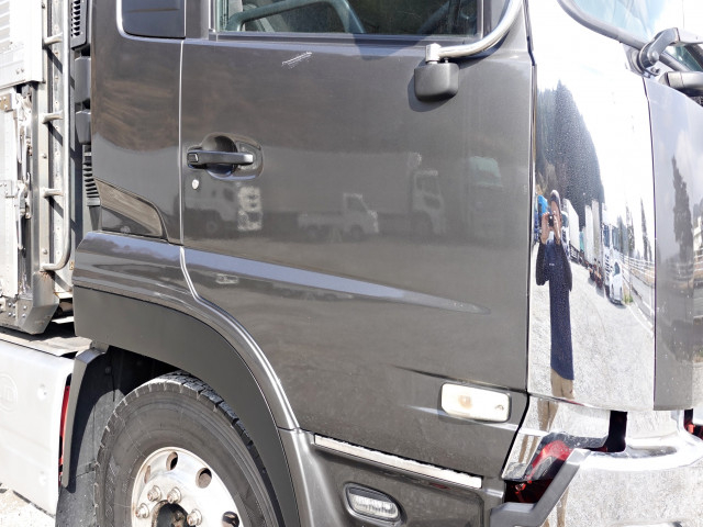 UDトラックス（日産） クオン 大型 ウィング 2PG-CD5CA(101346) 7枚目