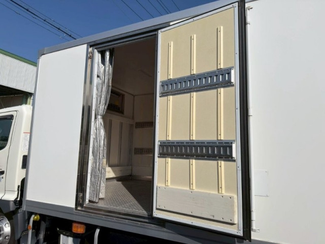 日野 レンジャー 中型 冷蔵冷凍バン 2KG-FC2ABA(101347) 12枚目