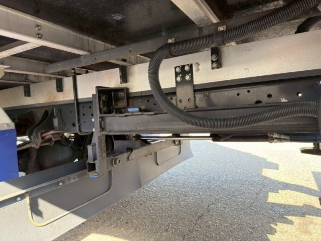 日野 レンジャー 中型 冷蔵冷凍バン 2KG-FC2ABA(101347) 16枚目