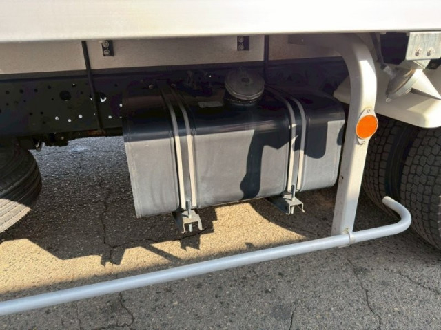 日野 レンジャー 中型 冷蔵冷凍バン 2KG-FC2ABA(101347) 18枚目