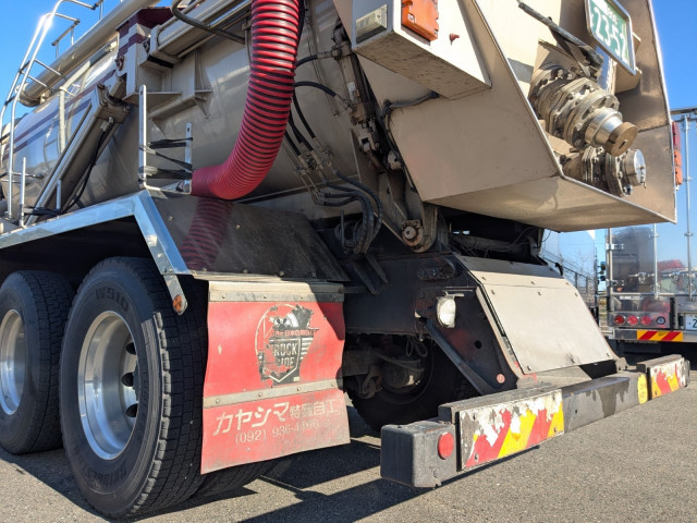 UDトラックス（日産） クオン 大型 その他 QPG-CD5YL(101349) 6枚目