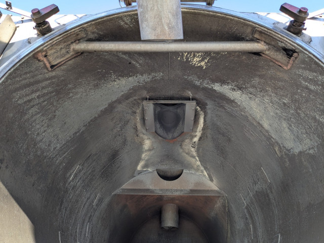 UDトラックス（日産） クオン 大型 その他 QPG-CD5YL(101349) 11枚目