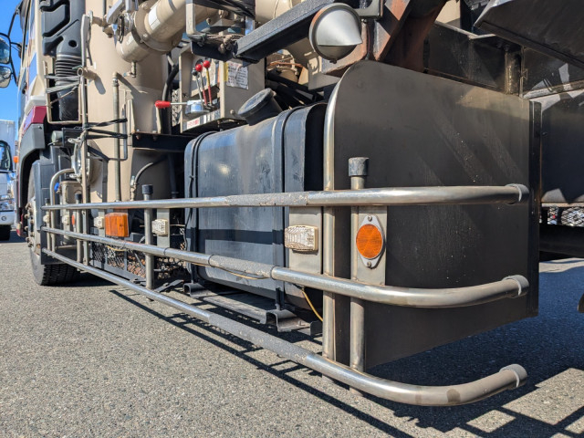 UDトラックス（日産） クオン 大型 その他 QPG-CD5YL(101349) 23枚目