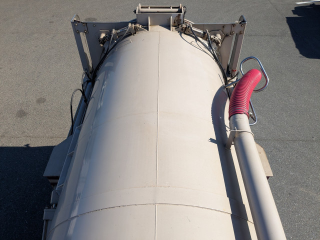 UDトラックス（日産） クオン 大型 その他 QPG-CD5YL(101349) 24枚目