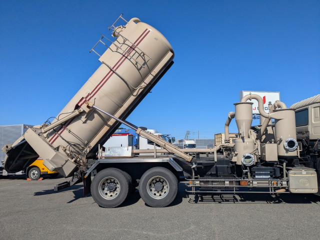 UDトラックス（日産） クオン 大型 その他 QPG-CD5YL(101349) 30枚目