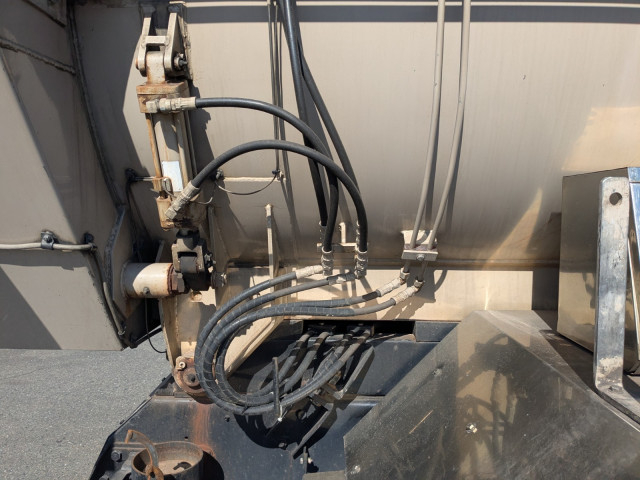 UDトラックス（日産） クオン 大型 その他 QPG-CD5YL(101349) 33枚目