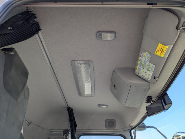 UDトラックス（日産） クオン 大型 その他 QPG-CD5YL(101349) 38枚目