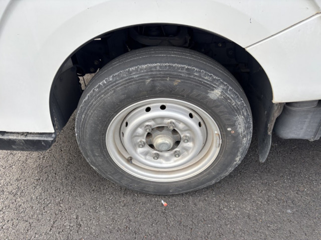 日産自動車 アトラス 小型 Wキャブ CBF-SQ2F24(101350) 37枚目