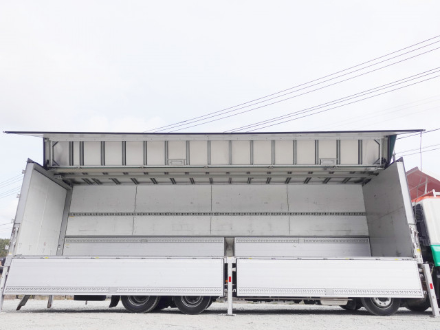 いすゞ ギガ 大型 ウィング QPG-CYJ77BA(101351) 11枚目