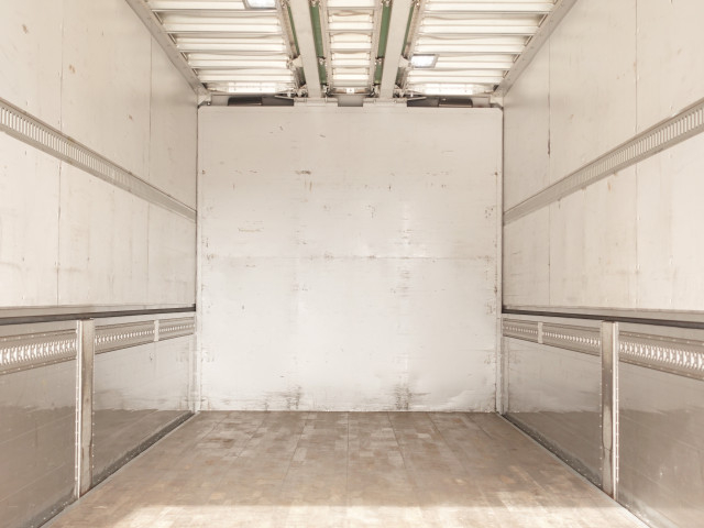 いすゞ ギガ 大型 ウィング QPG-CYJ77BA(101351) 12枚目