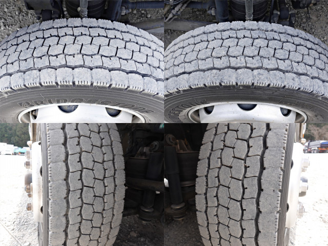 いすゞ ギガ 大型 ウィング QPG-CYJ77BA(101351) 15枚目