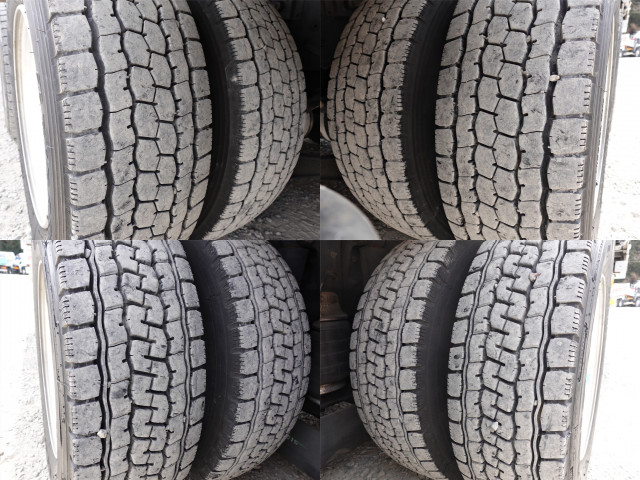 いすゞ ギガ 大型 ウィング QPG-CYJ77BA(101351) 16枚目