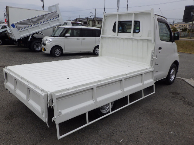 トヨタ ライトエース 小型 平ボディ DBF-S402U(101387) 23枚目