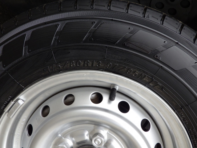 トヨタ ライトエース 小型 平ボディ DBF-S402U(101387) 27枚目