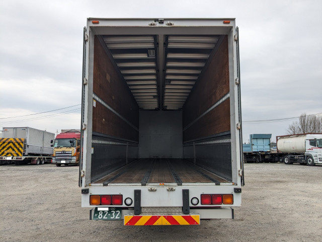 いすゞ ギガ 大型 ウィング QKG-CYJ77B(101389) 9枚目