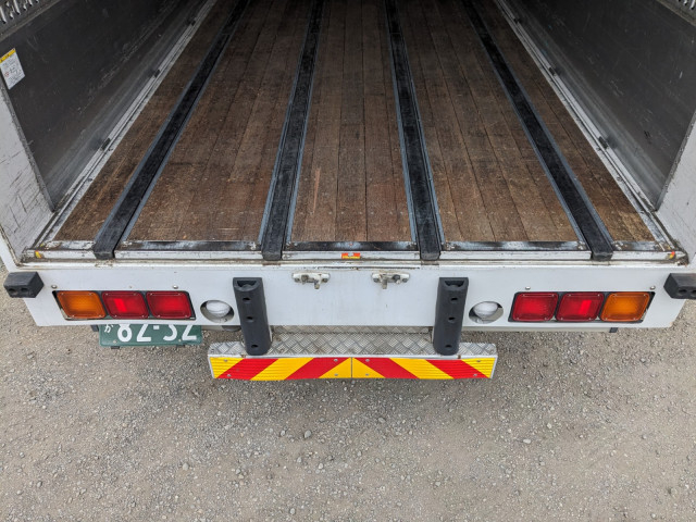 いすゞ ギガ 大型 ウィング QKG-CYJ77B(101389) 10枚目