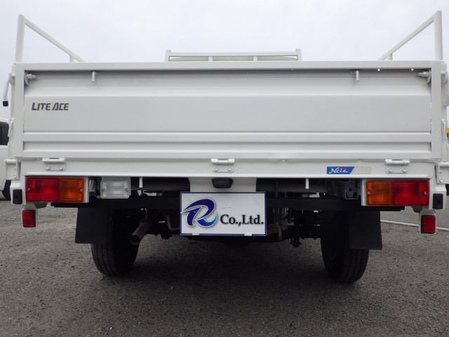 トヨタ ライトエース 小型 平ボディ DBF-S402U(101387) 41枚目
