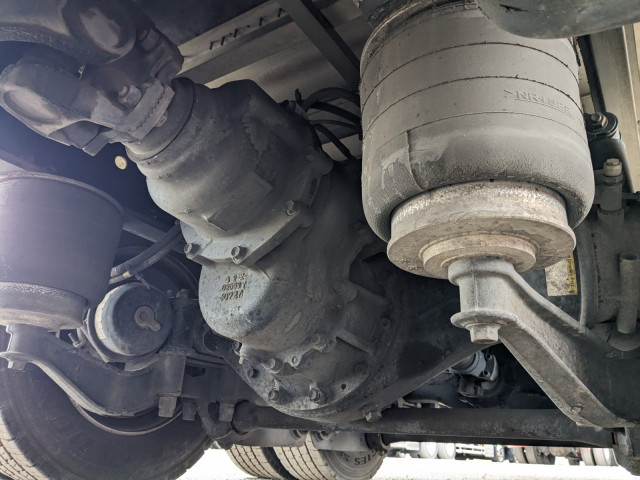 いすゞ ギガ 大型 ウィング QKG-CYJ77B(101389) 23枚目